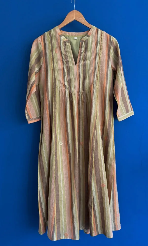Akna Hand woven stripe jamdani kurta & Pant set