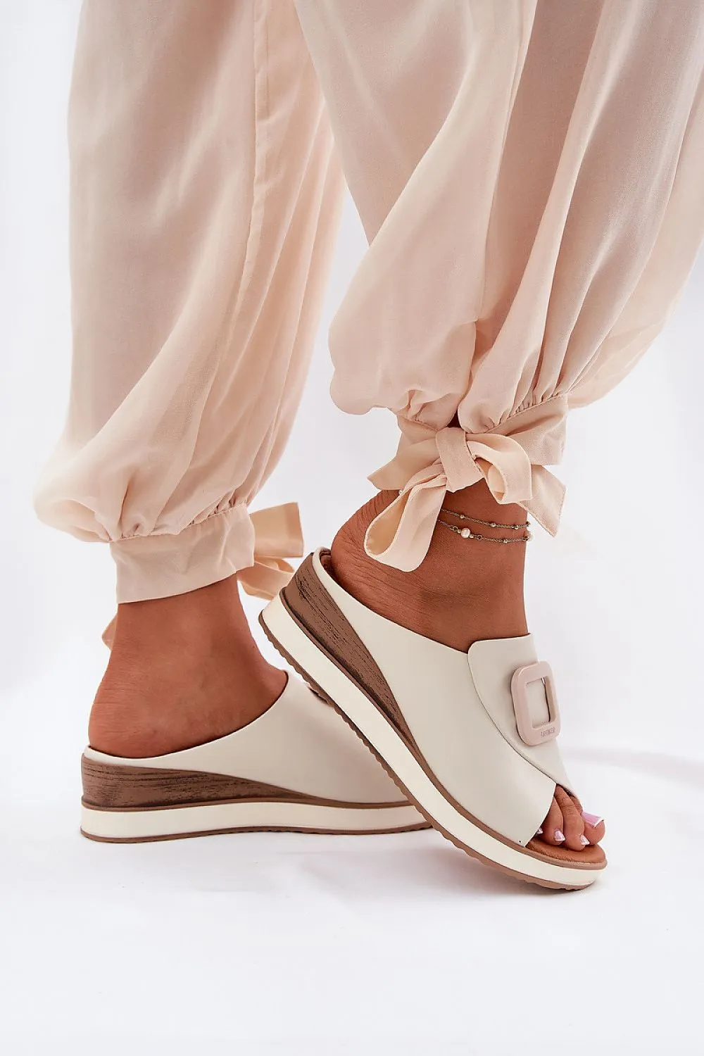 Flip-flops model 212348 Step in style