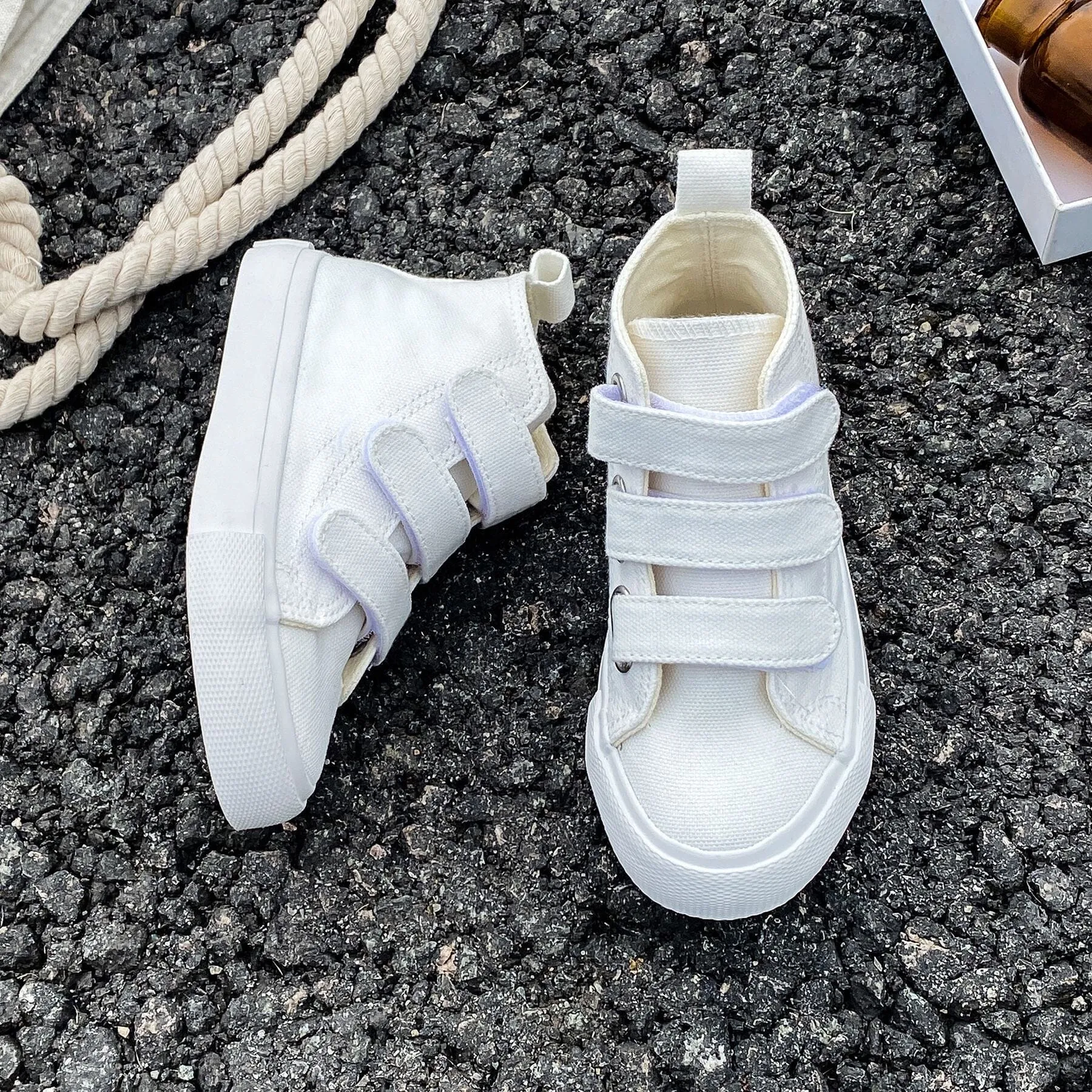 Solid Color High Top Kids Canvas Shoes (1)