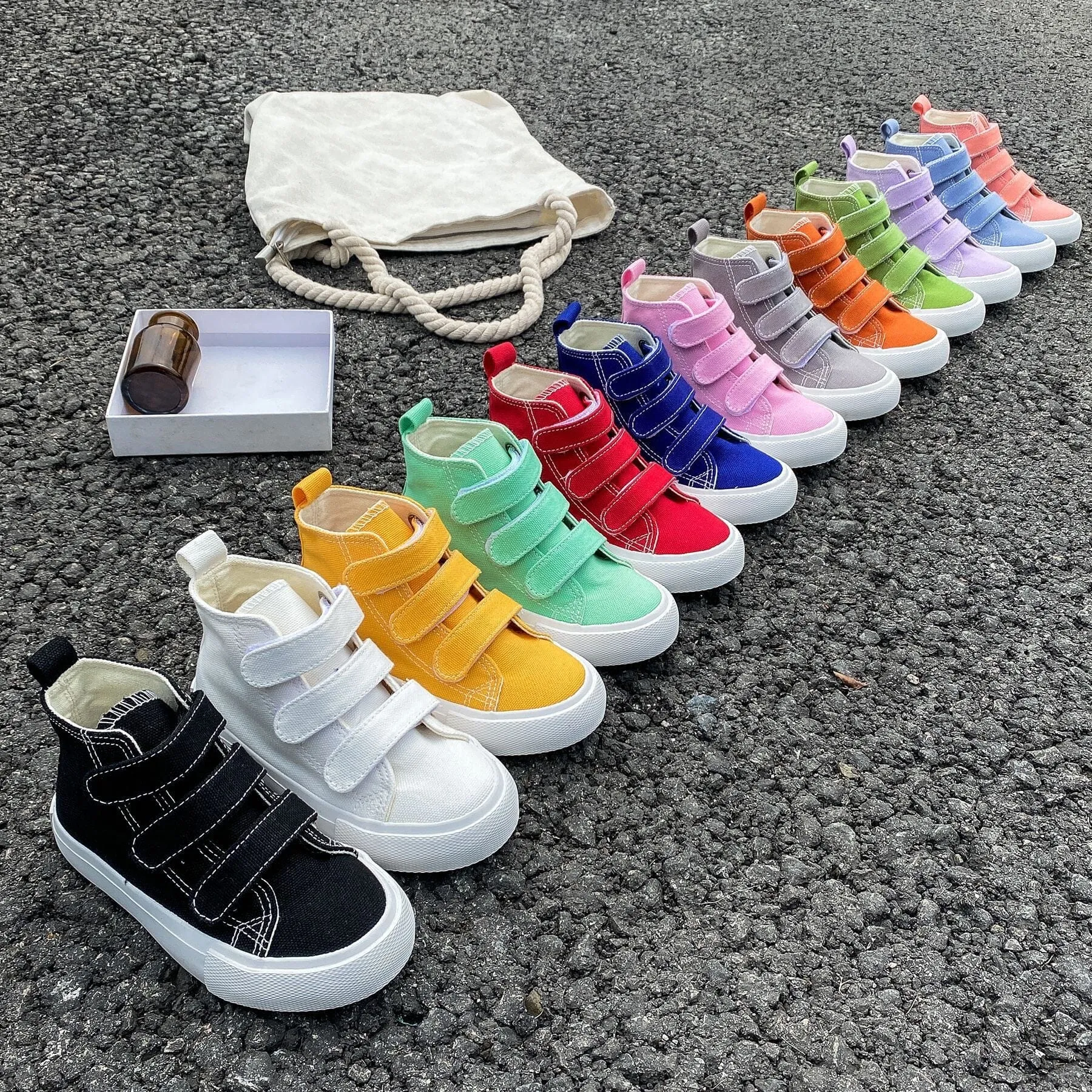 Solid Color High Top Kids Canvas Shoes (2)