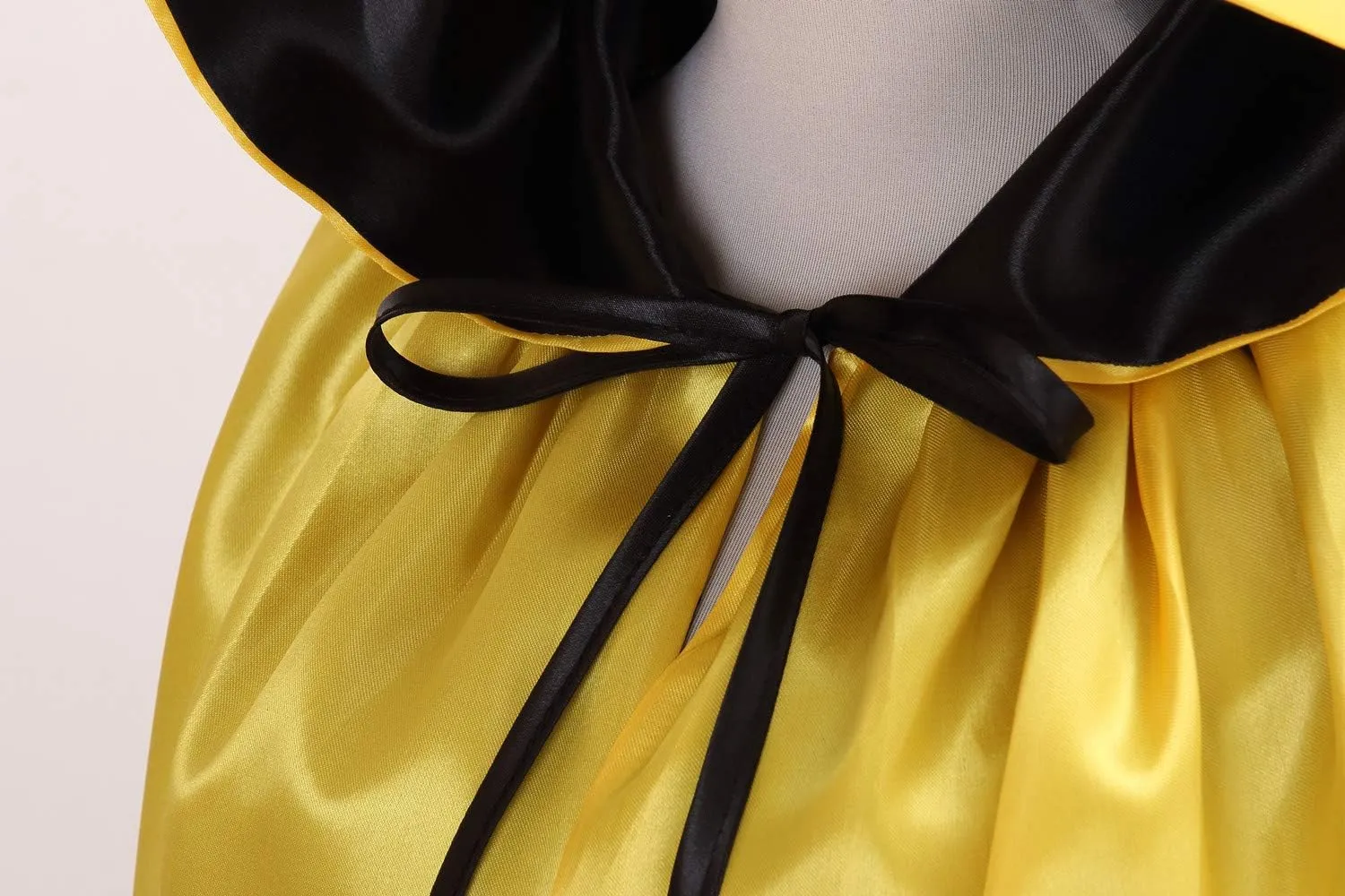 Unisex Reversible Hooded Cloak Cape For Christmas Halloween Party Vampires Cosplay Costumes